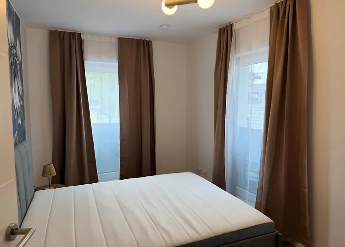 Brand New With Free Parking Appartamento *