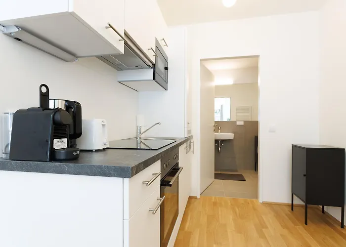 Brand New With Free Parking Vienna