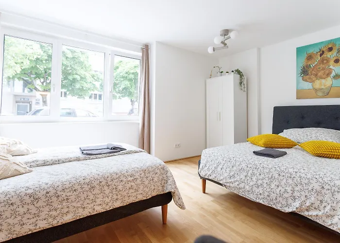Brand New With Free Parking Vienna