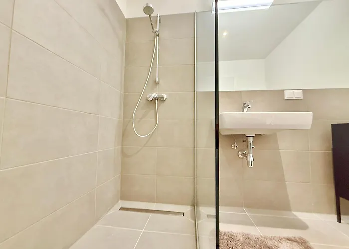 Appartamento Brand New With Free Parking Vienna