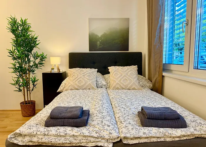 Brand New With Free Parking Appartamento *
